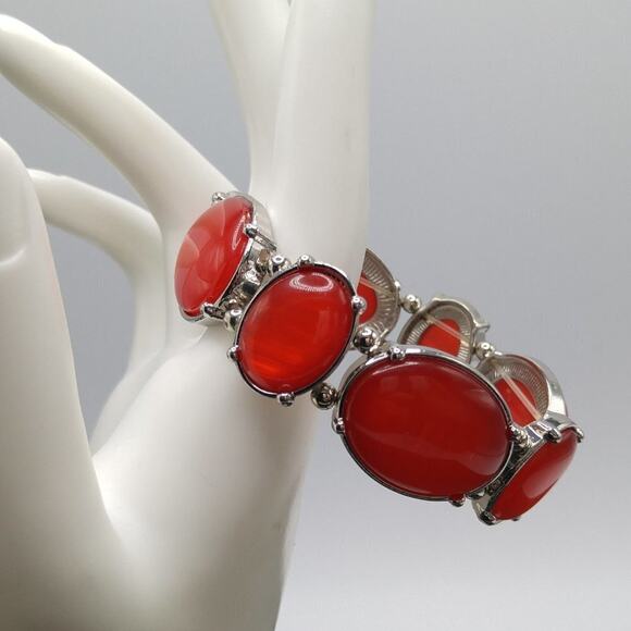 Red Lucite Cabochon Stretch Bracelet, Silver Tone, 7 Inches - Picture 8 of 9
